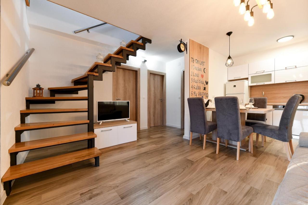 Villa Zen Promona Puljane Esterno foto